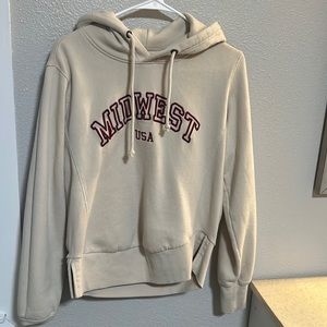 Midwest sweater/ used/ size medium/